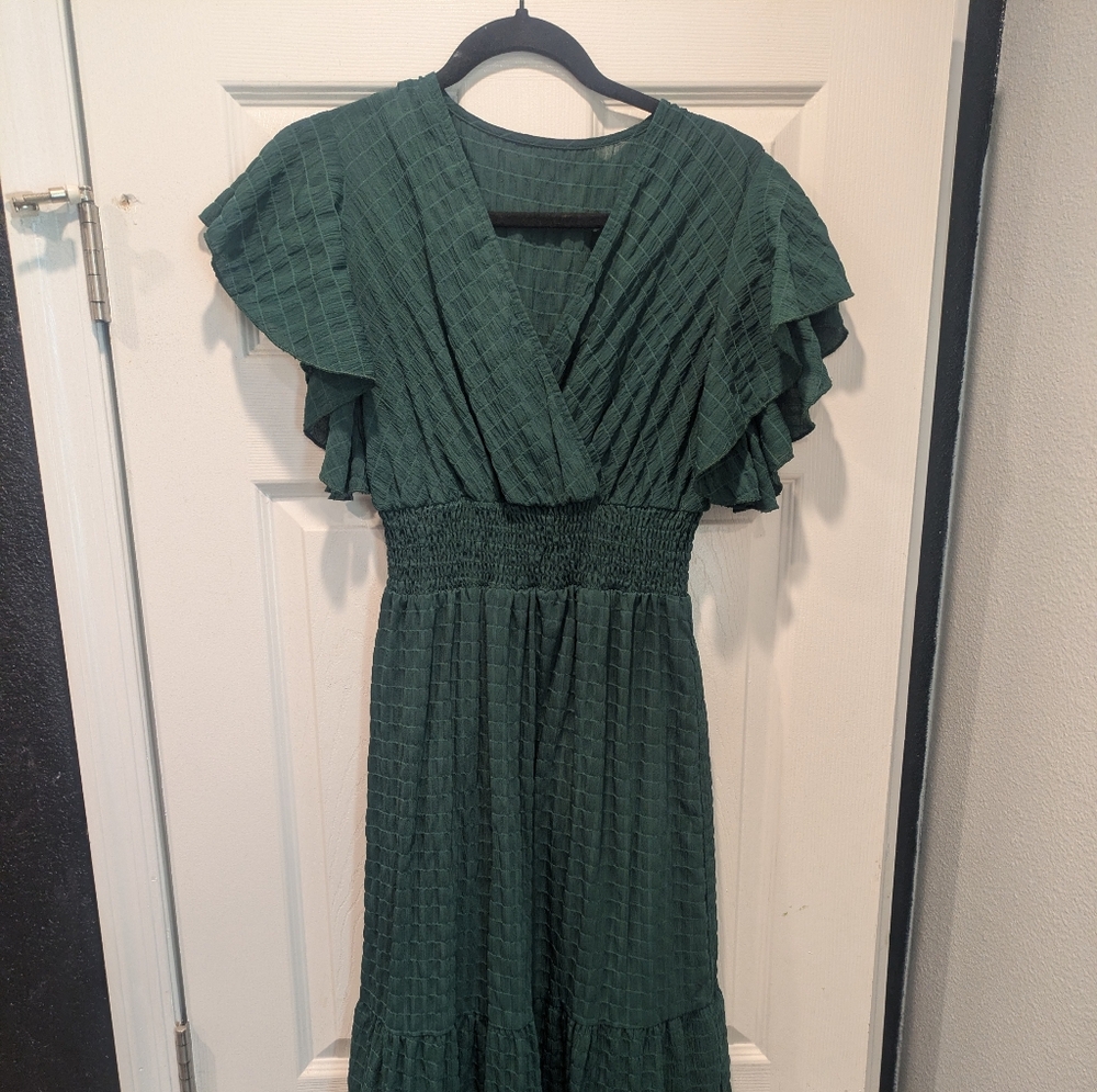 Elegant Green Women's Dress